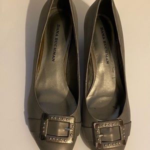 Dana Buchman shoes size 9